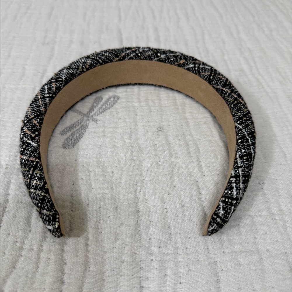 Chic Tweed Headband in Black and White